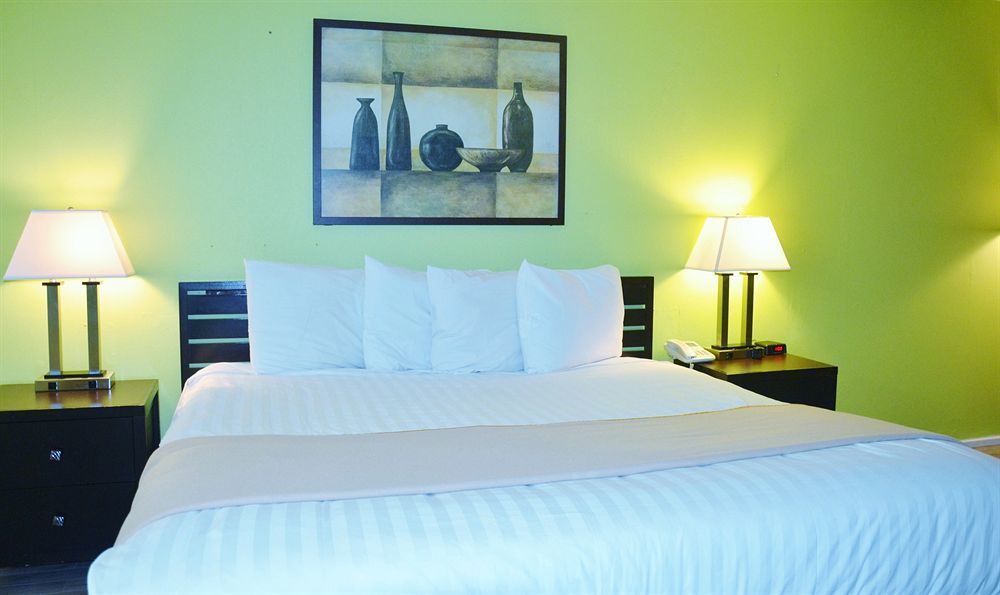 Travelodge By Wyndham Lincoln Northeast Luaran gambar